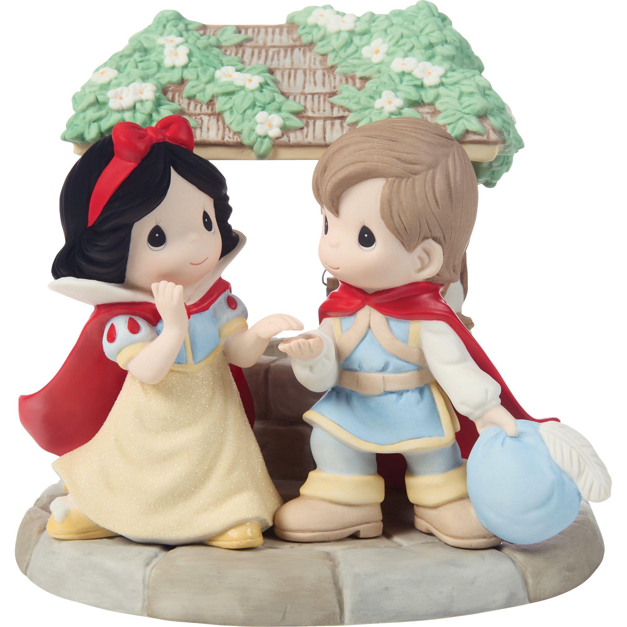 Disney Snow White and the Seven Dwarfs Wishing Well Precious Moments Figurine